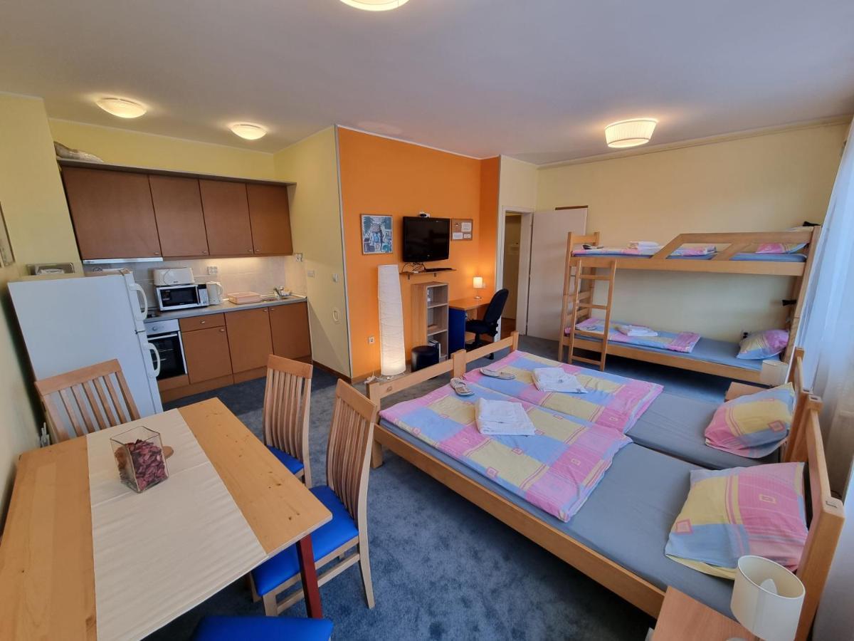 Spirit Apartments Белград Экстерьер фото